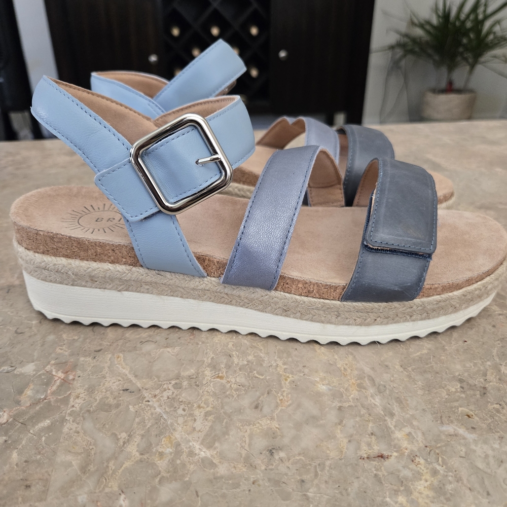 Brioso Casual Sandals.   Size 9.5